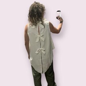 NWT White Sleeveless Bow Back Blouse Women’s M | High Low Hem | Dressy Chic Top